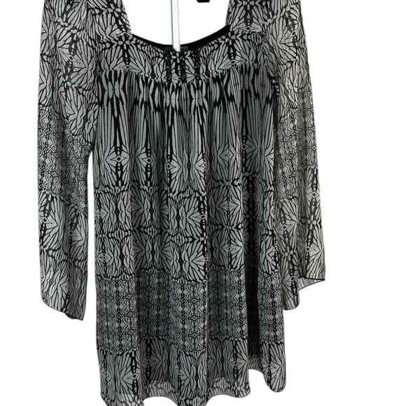 ONE WORLD Tops - One World Sheer Chiffon Babydoll Tunic Top – Black & Gray Print, Size S